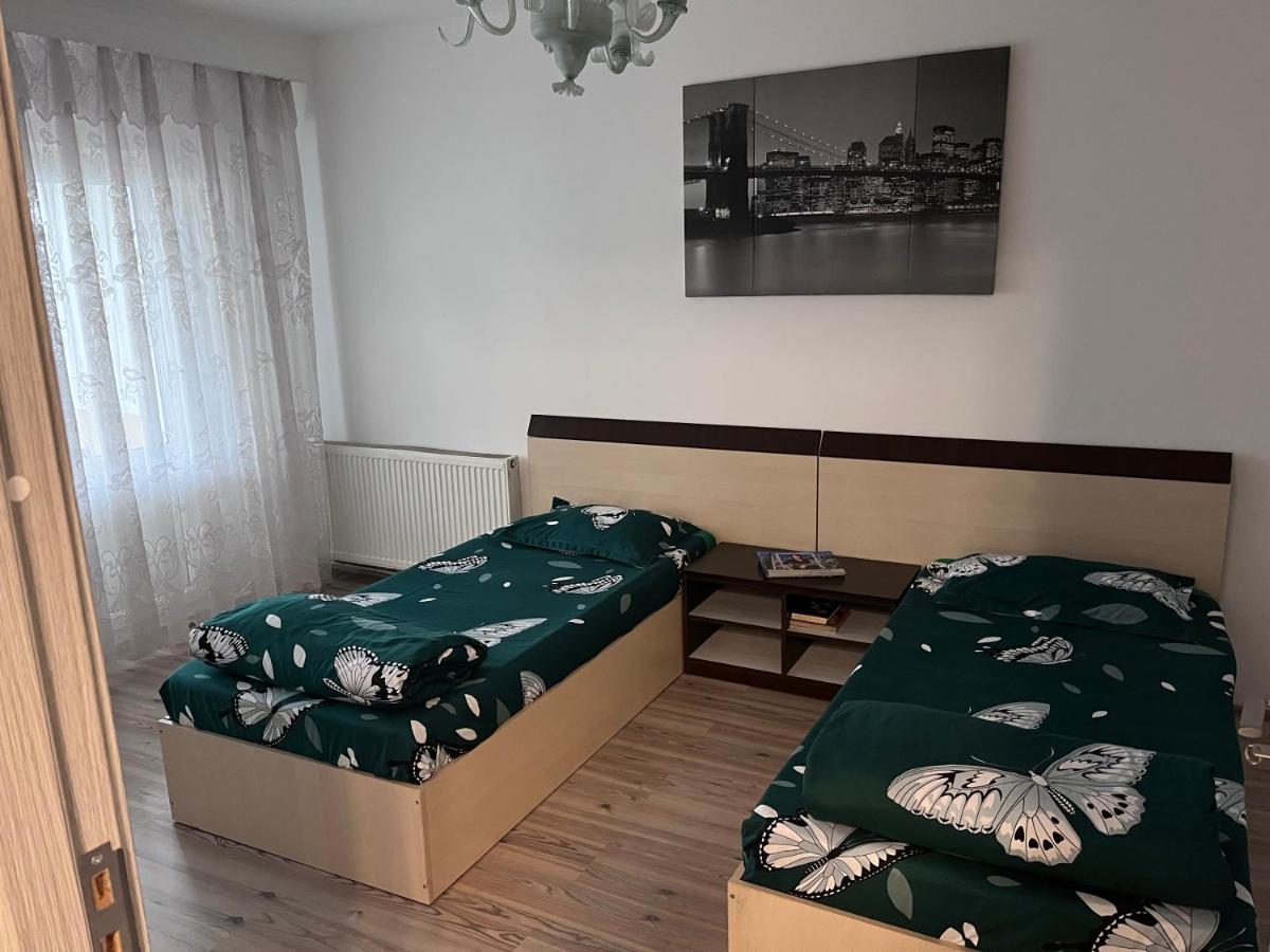 Apartament In Centrul Orasului Bacău Exterior photo