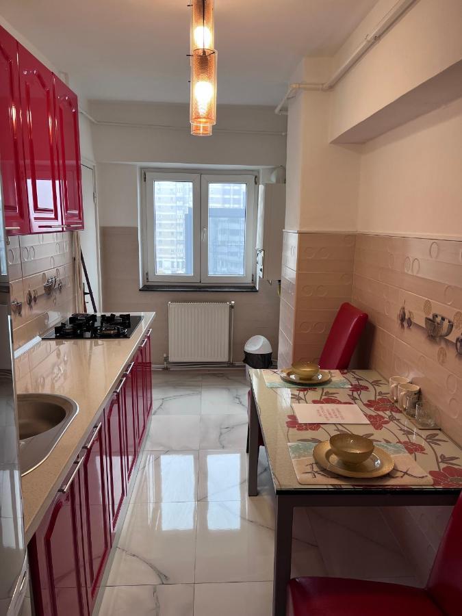 Apartament In Centrul Orasului Bacău Exterior photo